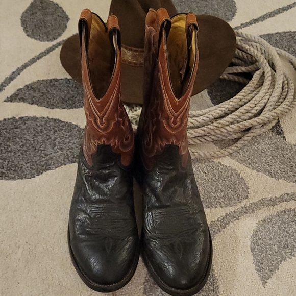 Tony Lama Cowboy Boots, Size 11 D - Picture 2 of 13